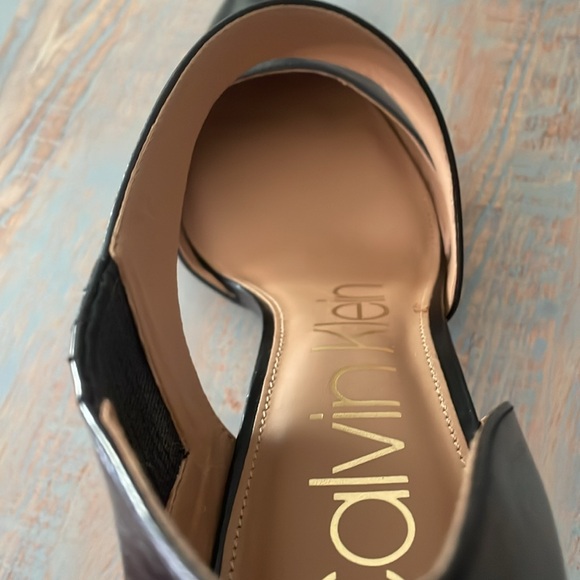 Calvin Klein Women's Black Heels size 9 - Picture 5 of 6